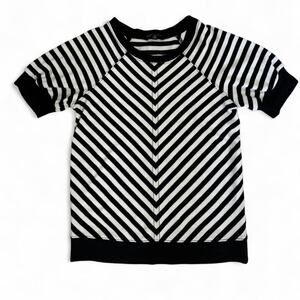 Black + White Striped Grungey Y2K Tee - XS